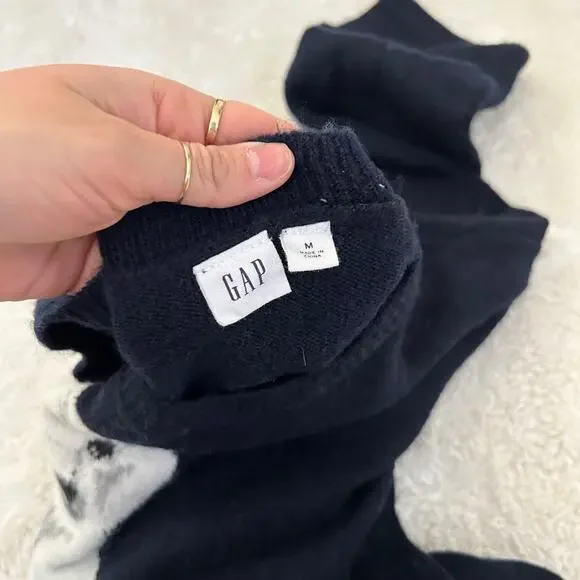 GAP Womens Navy Crew Neck Polar Bear Crew Sweater Sz M Preppy Teacher Casual - Picture 4 of 5